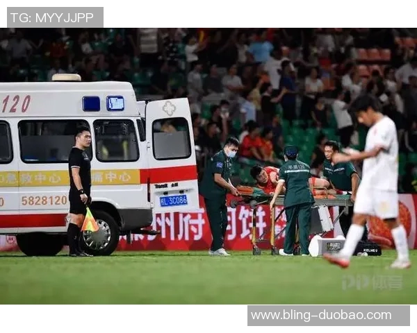 广西平果队员黄威右侧胫腓骨骨皮质断裂预计恢复时间为八个月